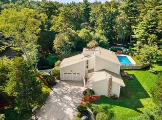 25 Hickory Ridge Rd, Rehoboth, MA 02769