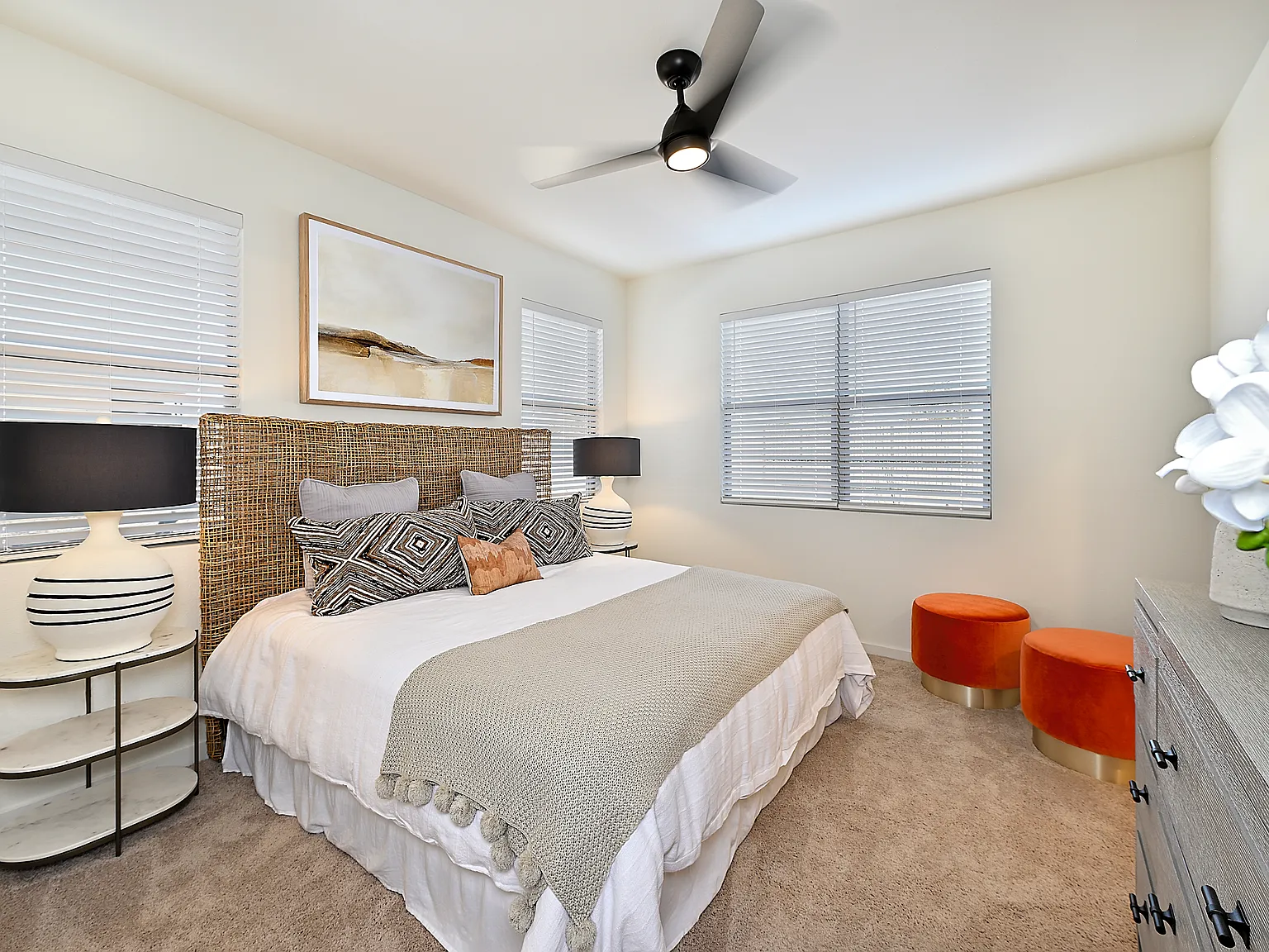 Acequia Lofts — Photo 3