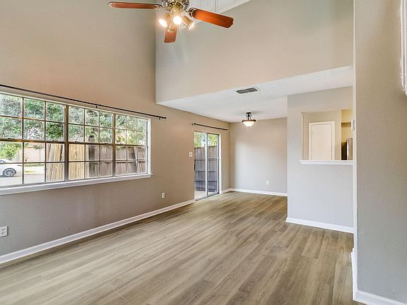 5th image of 7511 Oak Chas
