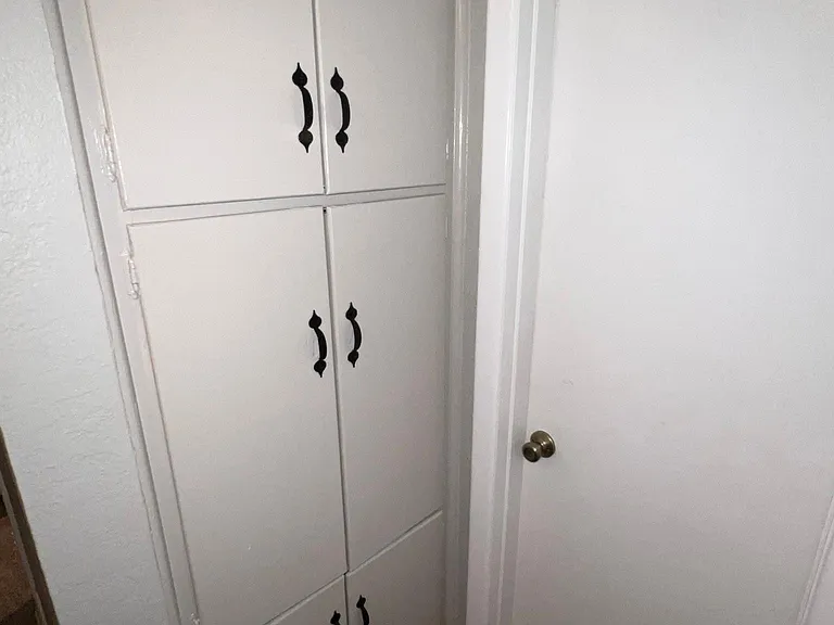 810 S Madison Dr — Photo 10