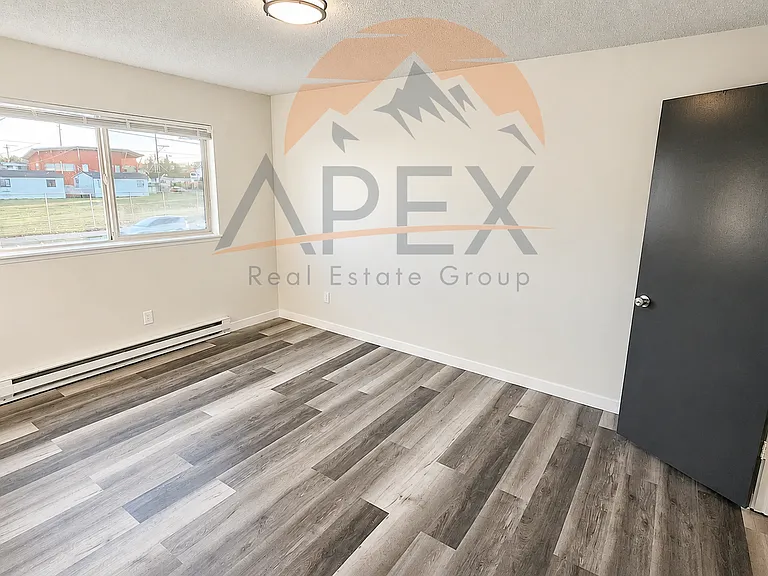 705 State Ave N #4 — Photo 11