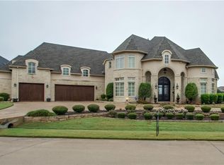 5932 Lakeside Dr, Fort Worth, TX 76179