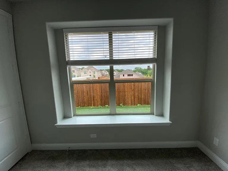 901 Coyote Dr — Photo 17
