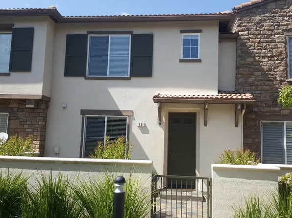 15 Moonstone, Irvine, CA 92602