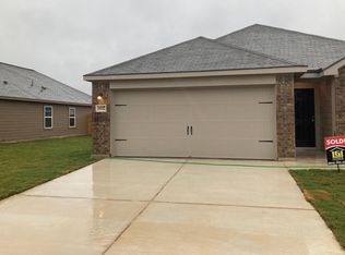19017 Quiet Range Dr, Elgin, TX 78621