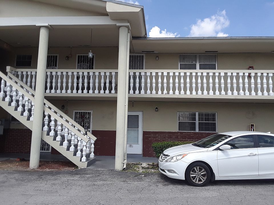 1st image of 20380 NW 7th Ave APT 102