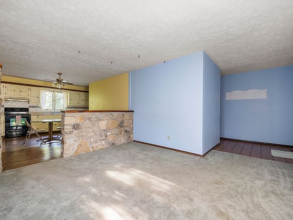 5th image of 18932 Northbrook Cir
