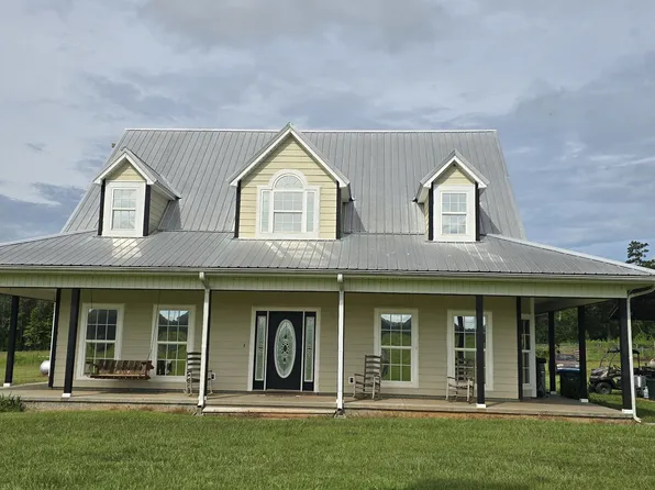 2635 Leland Rd, Marianna, FL 32448