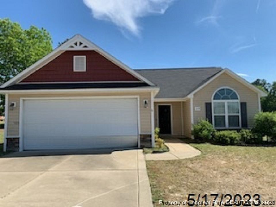 1st image of 119 Blackhawk Ln