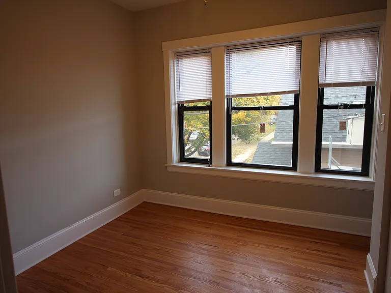 4413 N Lacrosse Ave #2 — Photo 4