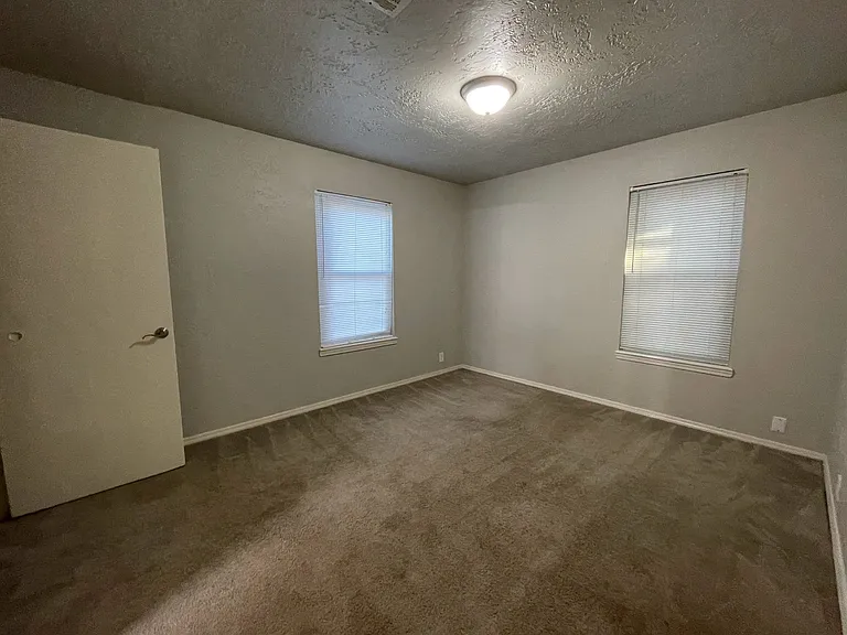1807 Comanche St NW — Photo 18