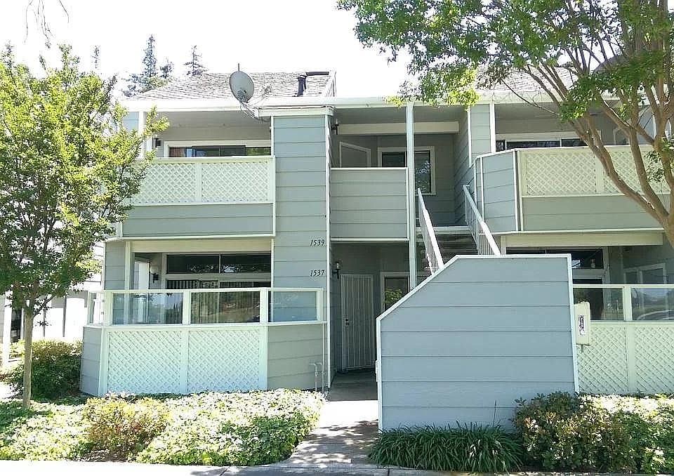 1st image of 1537 Thornbriar Dr