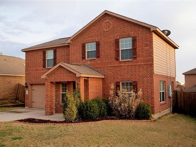 119 Smokehouse Ct, Newark, TX, 76071
