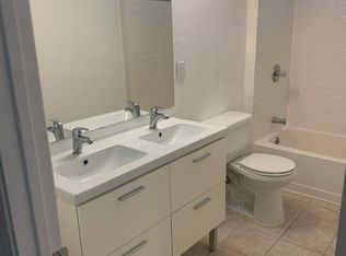 836 Milton St #838, Oakland, CA 94607