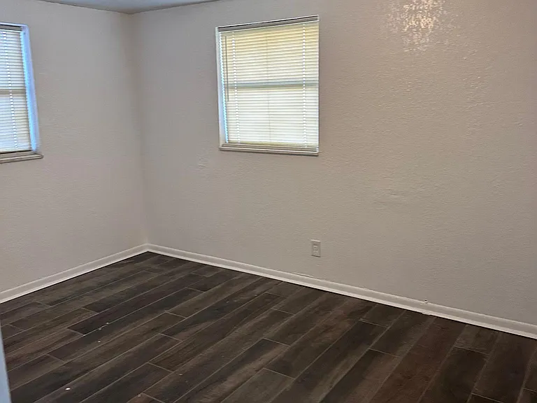 8638 Allamanda St — Photo 21