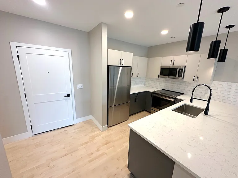 20 Upper Falls Rd #201 — Photo 5