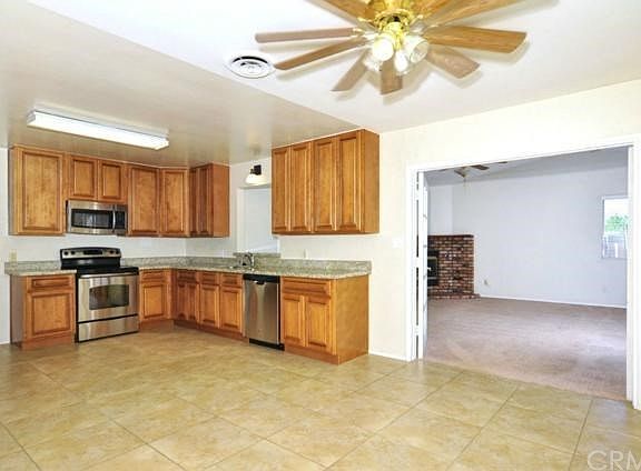 3rd image of 41156 Johnston Ave