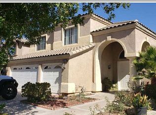 22800 Mountain Ash Cir, Corona, CA 92883