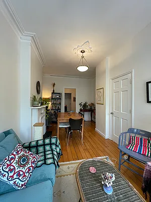 Rented by Compass | media 22