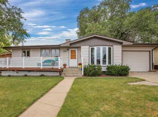 4621 Wentworth Dr, Rapid City, SD 57702
