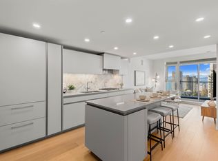 889 Pacific St #1504, Vancouver, BC