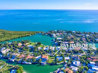 881 Harbor Dr, Key Biscayne, FL 33149