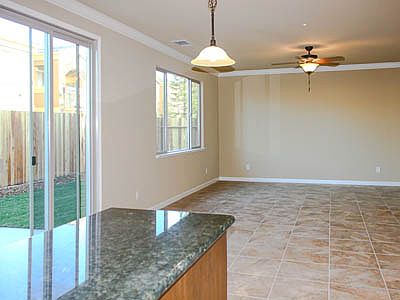Lot 23 Picture 04