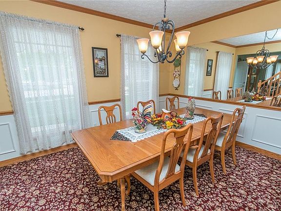 5th image of 8822 Langston Ct