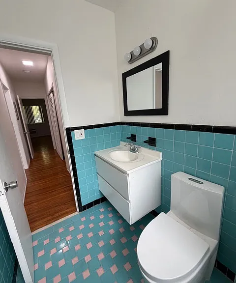 9300 E Bay Harbor Dr #204 — Photo 10