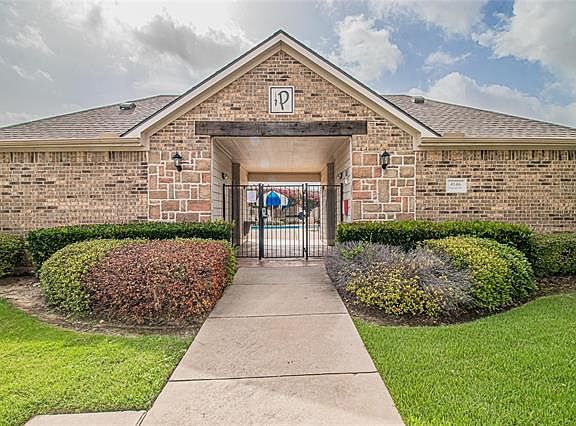 3rd image of 4151 Florence Dr