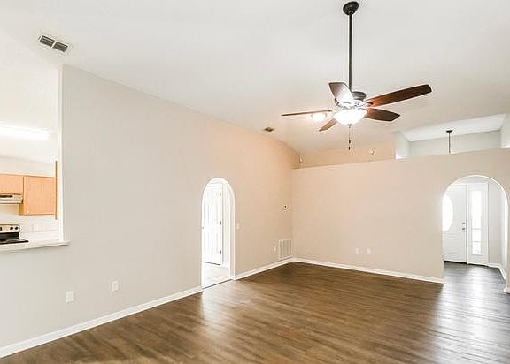 4th image of 1386 Oden Ct