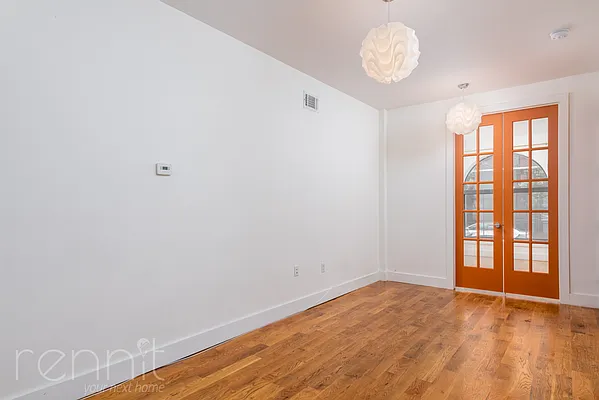 Rented by Rennit Inc. | media 22