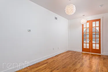 Rented by Rennit Inc.