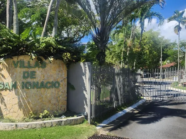 Urb Villas De San Ignacio 22 Calle San Edmundo, San Juan, PR 00927