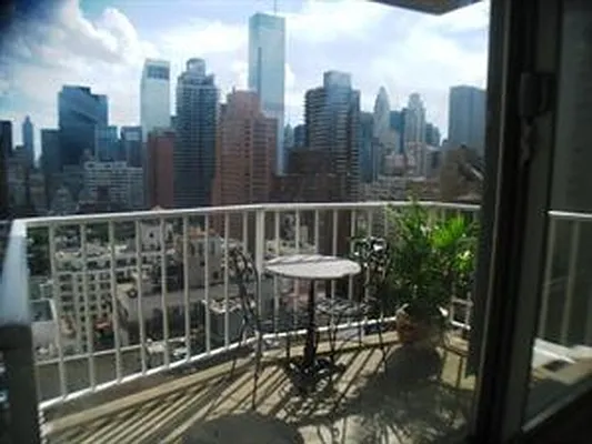 Rented by Douglas Elliman | media 25