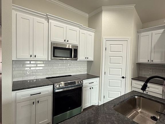 3rd image of 6984 Nitin Way