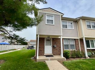 461 Congress Ct, Wood Dale, IL 60191