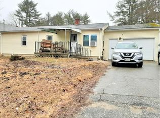 9 Crowley Rd, Lewiston, ME 04240