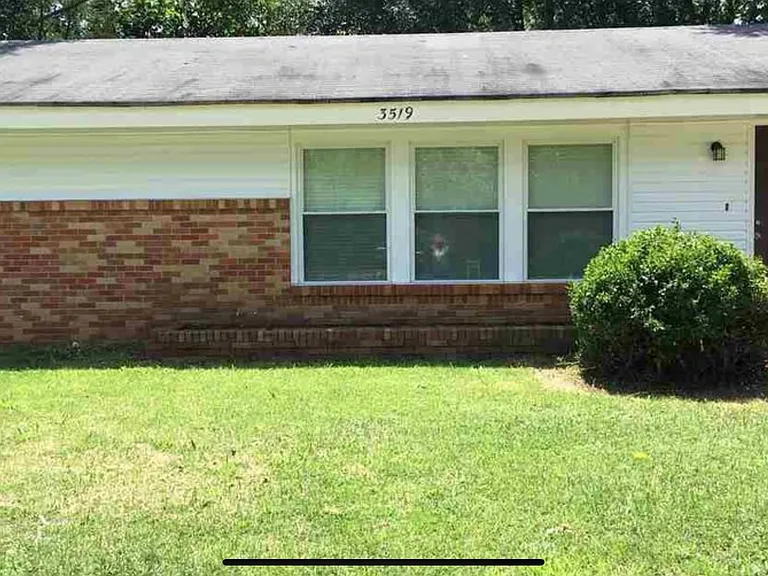 3519 Flamingo Rd SW — Photo 1
