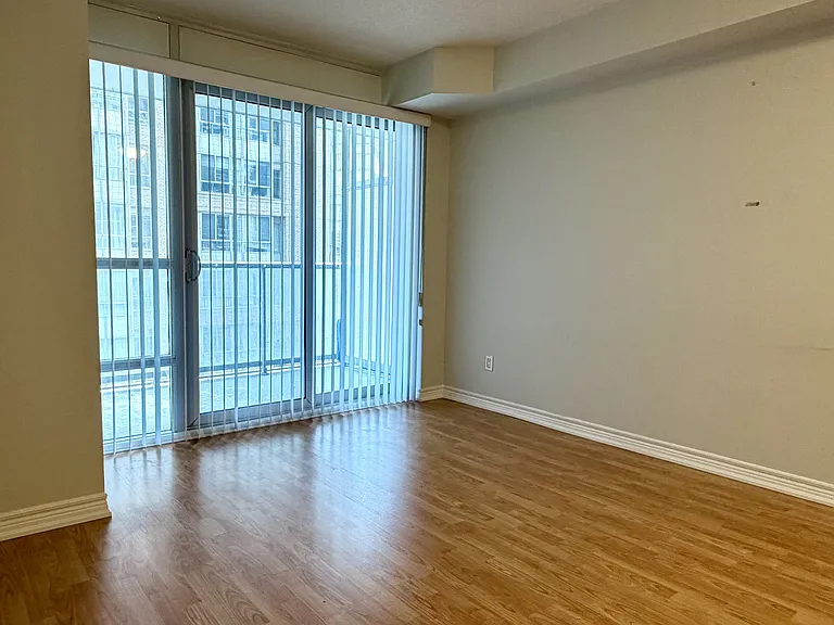 761 Bay St #706 — Photo 12