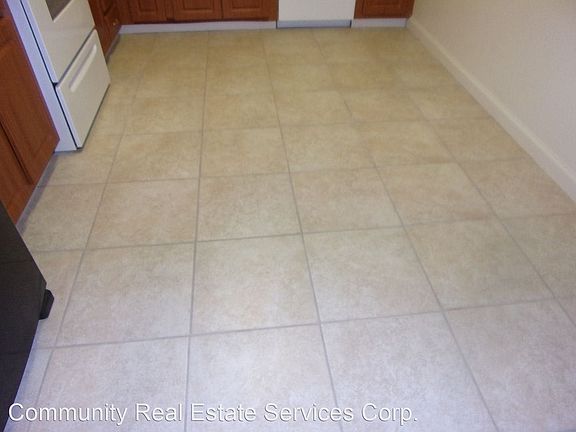 4th image of 1941 Grande Cir APT 69