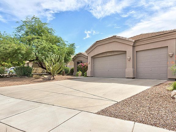 5th image of 11073 N 119th Way