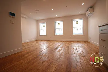 Rented by Next Door Realty NYC