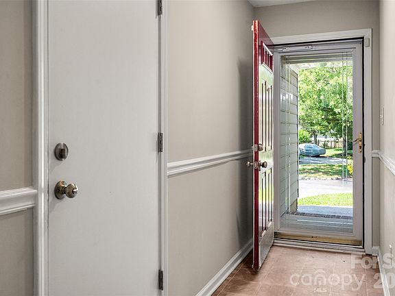 2nd image of 12133 Cartgate Ln