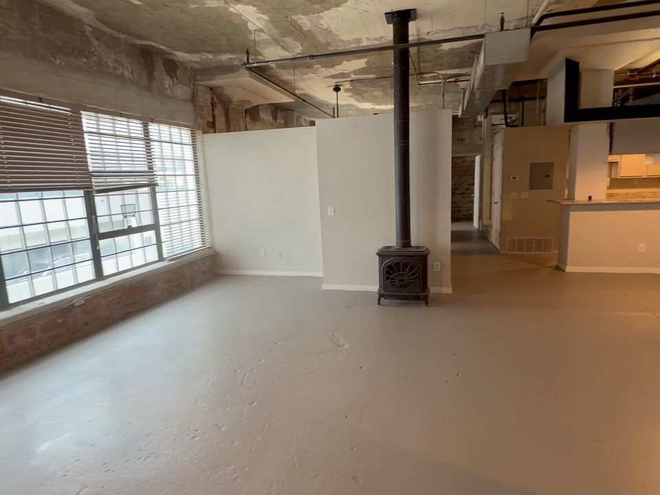 1st image of 601 N Broadway Ave APT 311