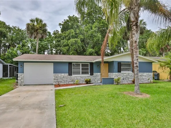5626 Berlin Dr, Port Richey, FL 34668