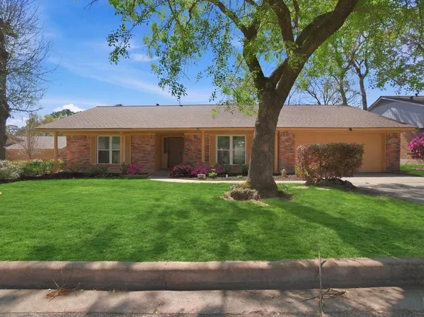 1105 Northpine Dr, Conroe, TX 77301