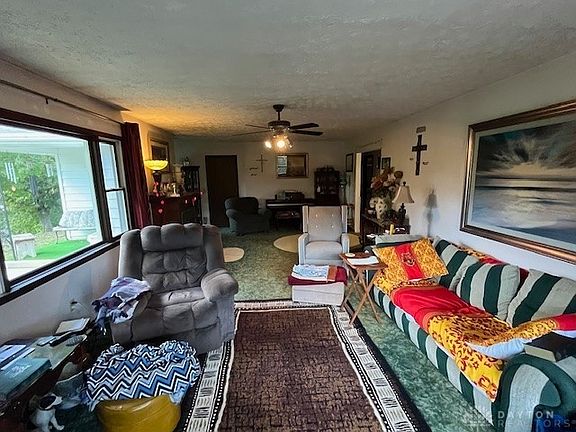 3rd image of 3292 Twin Creek Rd