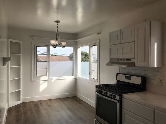 Eat In Dining in Kitchen