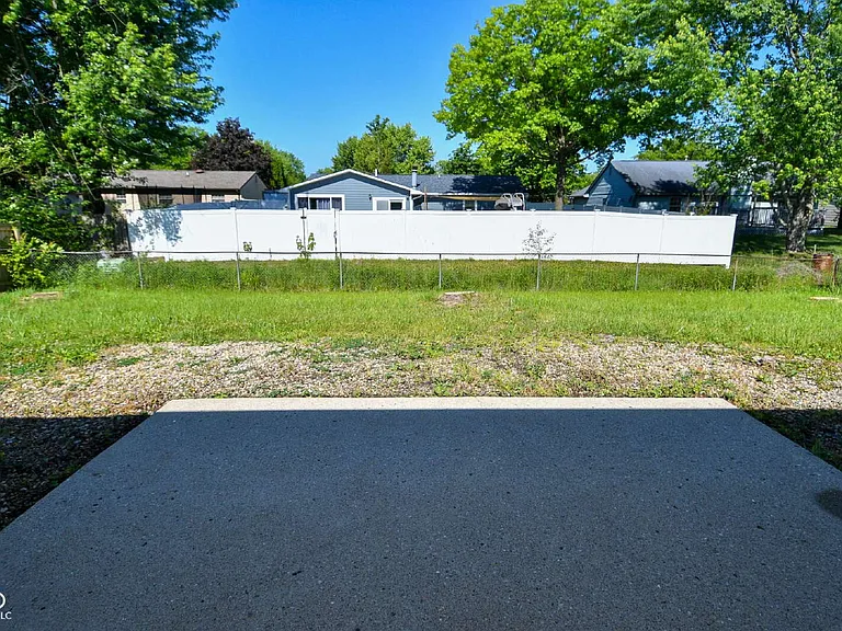 7826 Five Points Rd — Photo 31